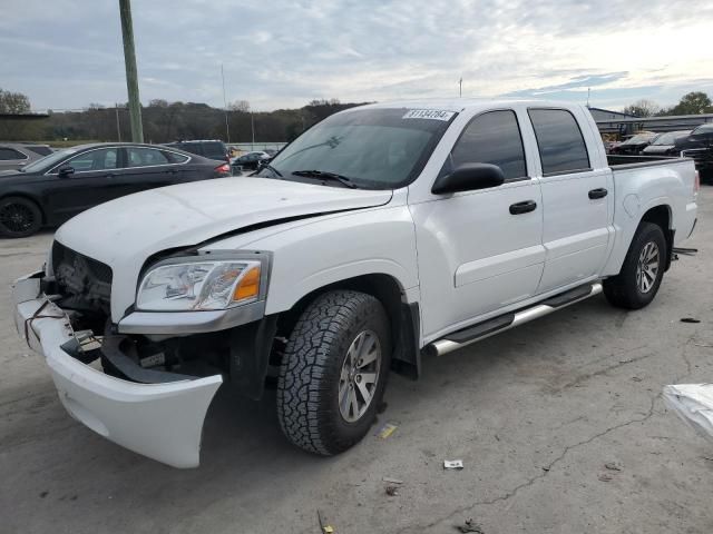 2007 Mitsubishi Raider LS