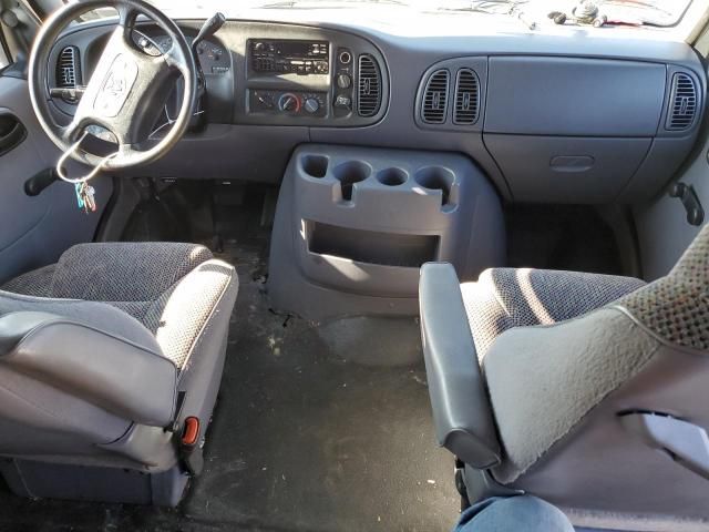 1999 Dodge RAM Wagon B3500