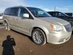 2013 Chrysler Town & Country Touring L