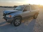 2000 Nissan Pathfinder LE