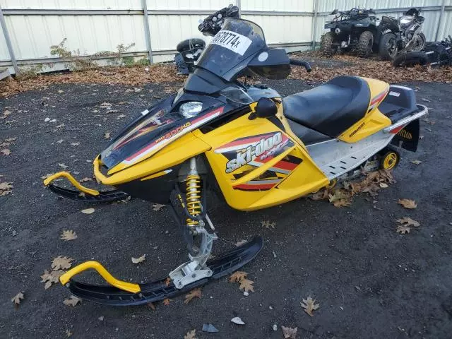 2005 Skidoo MXZ