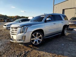 Carros salvage sin ofertas aún a la venta en subasta: 2016 Cadillac Escalade Luxury