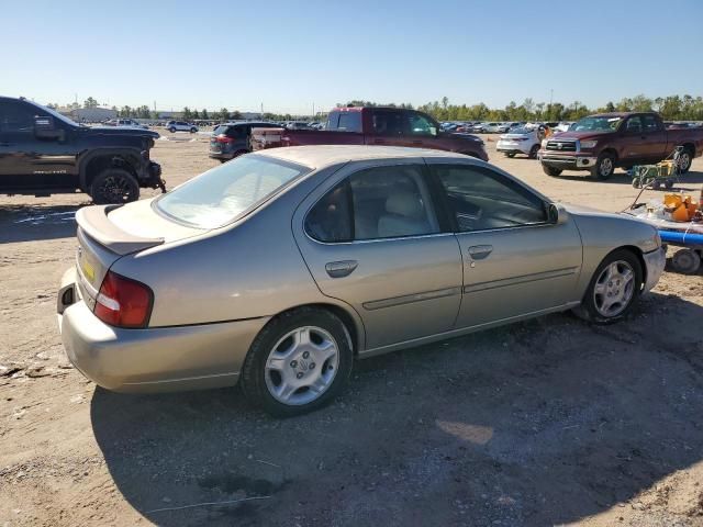 2000 Nissan Altima XE