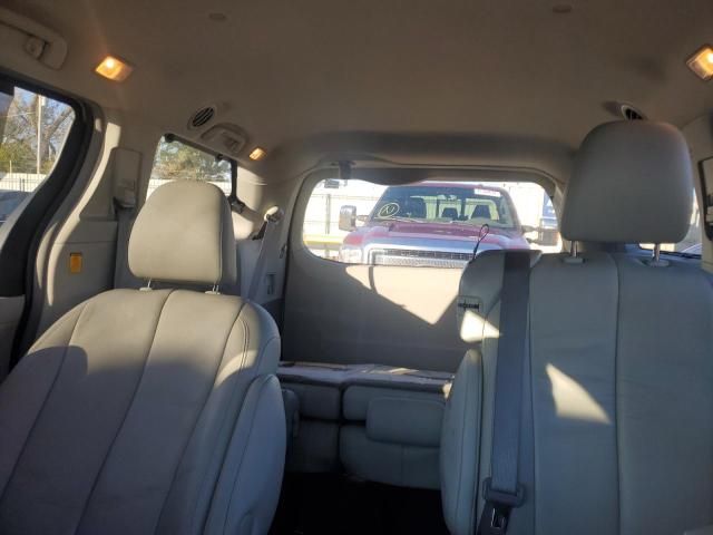 2012 Toyota Sienna XLE