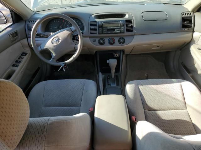 2004 Toyota Camry LE