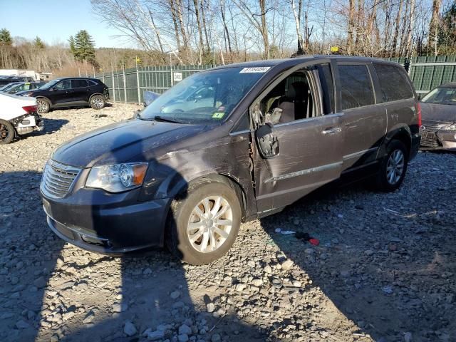 2015 Chrysler Town & Country Limited Platinum