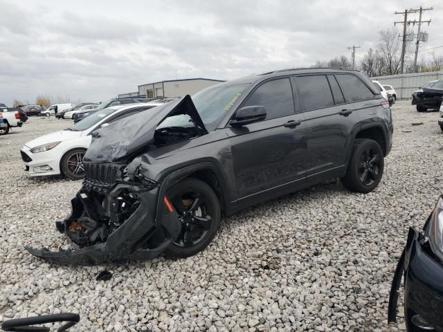 2023 Jeep Grand Cherokee Laredo