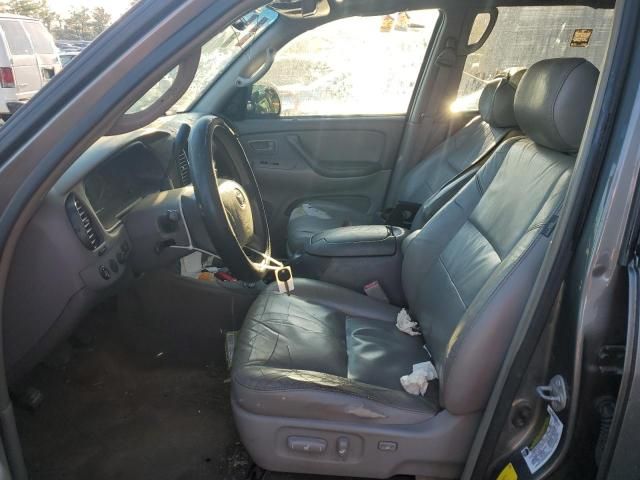 2005 Toyota Sequoia SR5