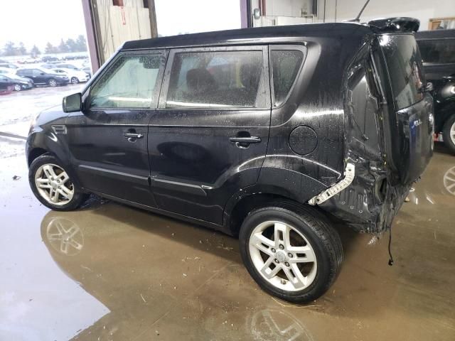 2011 KIA Soul +