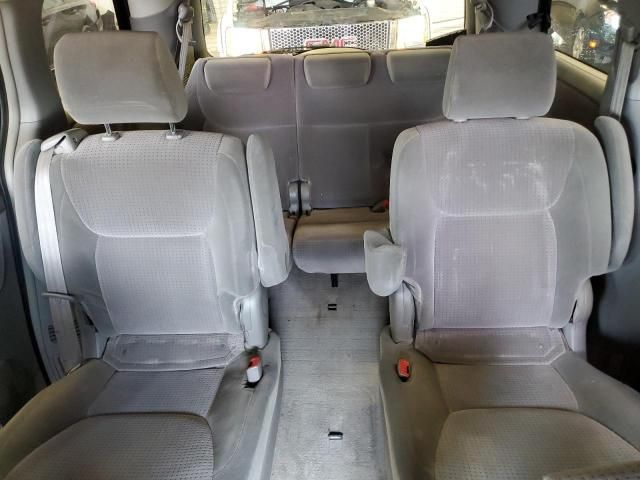 2006 Toyota Sienna CE