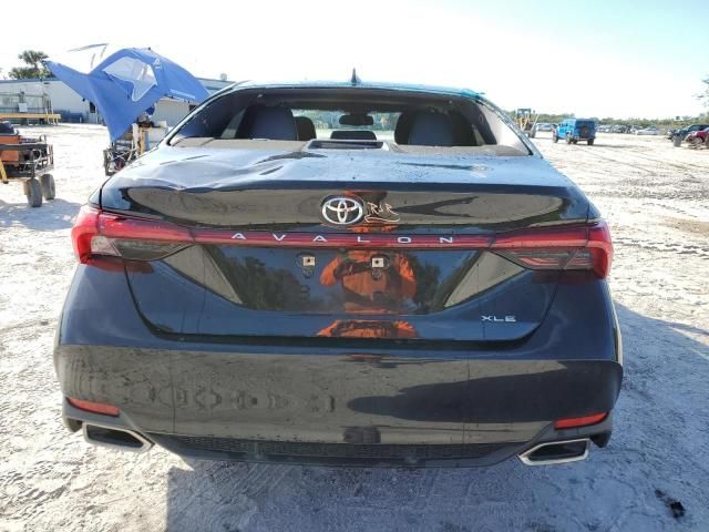 2019 Toyota Avalon XLE