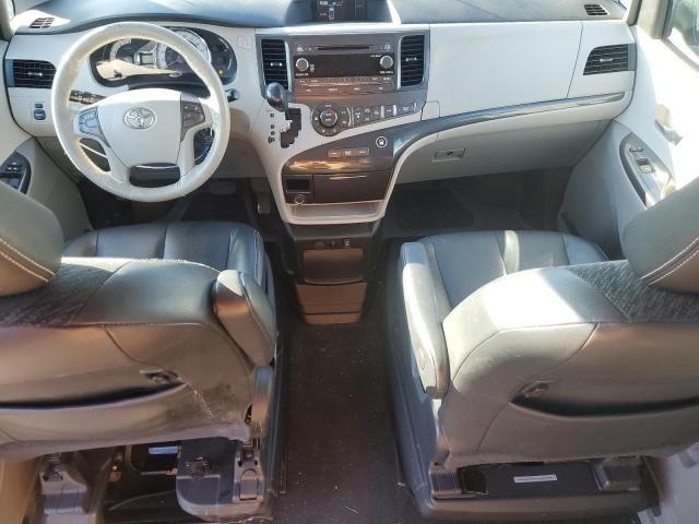 2012 Toyota Sienna Sport