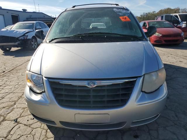 2007 Chrysler Town & Country Touring