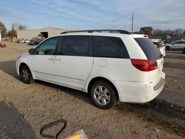 2004 Toyota Sienna CE