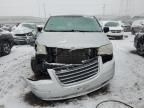 2009 Chrysler Town & Country LX