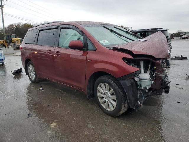 2017 Toyota Sienna LE