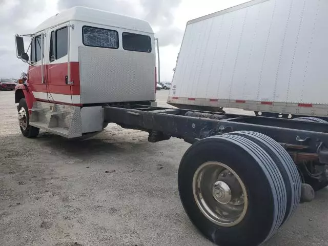 2002 Freightliner Medium Conventional FL80