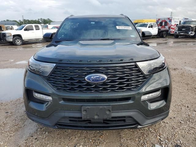 2022 Ford Explorer ST-Line