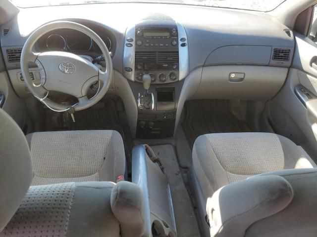 2006 Toyota Sienna CE