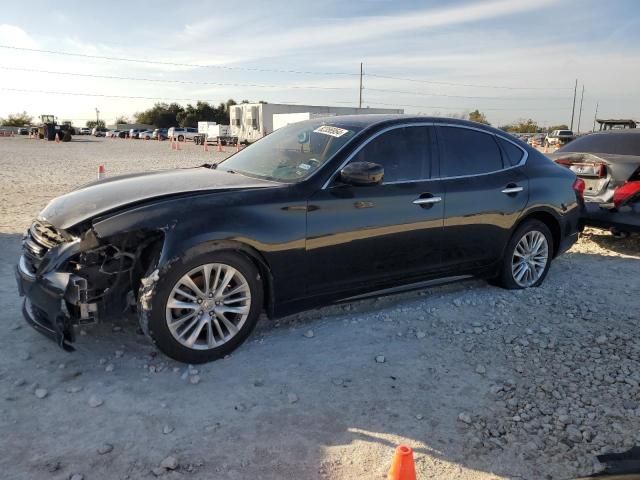 2012 Infiniti M37