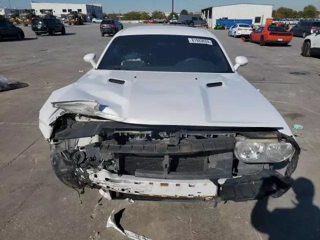 2013 Dodge Challenger SXT