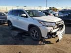 2019 Toyota Highlander LE