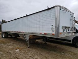 Salvage trucks for sale at Columbia, MO auction: 1999 Wilson Trailer