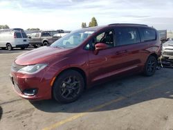 Salvage cars for sale at auction: 2018 Chrysler Pacifica Touring L Plus