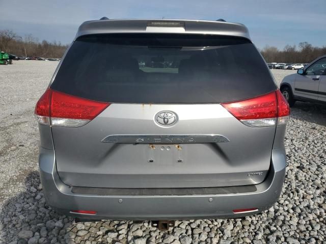 2011 Toyota Sienna XLE