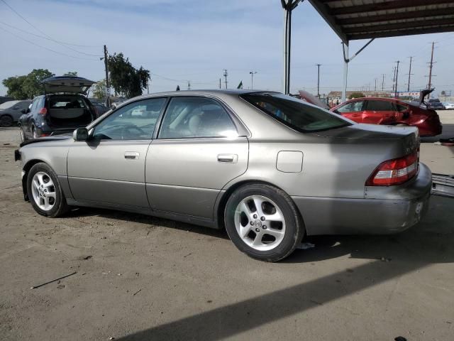 2000 Lexus ES 300