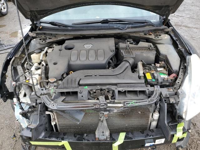 2010 Nissan Altima Base