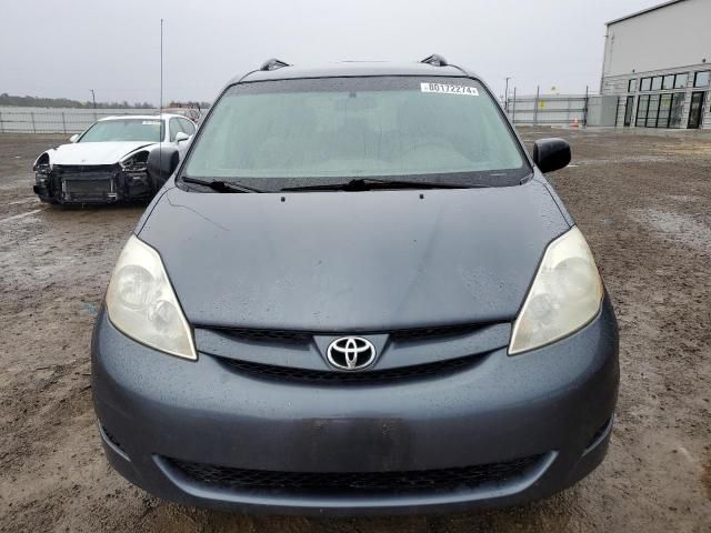 2006 Toyota Sienna CE