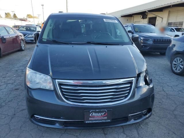 2012 Chrysler Town & Country Touring