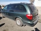 2001 Chrysler Town & Country LX