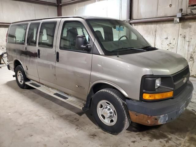 2004 Chevrolet Express G3500