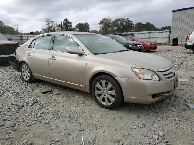 2005 Toyota Avalon XL