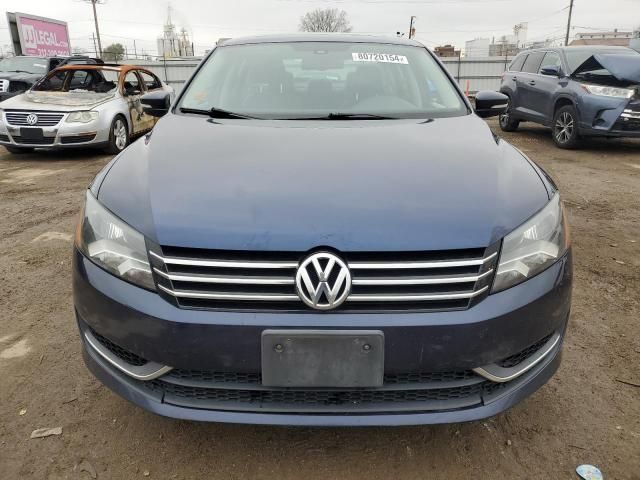 2014 Volkswagen Passat SE