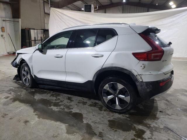 2023 Volvo XC40 Plus