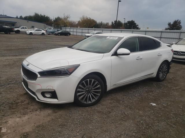 2017 KIA Cadenza Premium