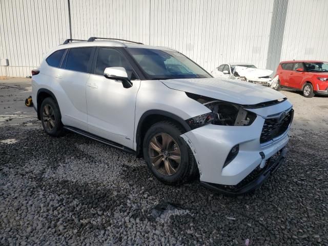 2023 Toyota Highlander Hybrid Bronze Edition