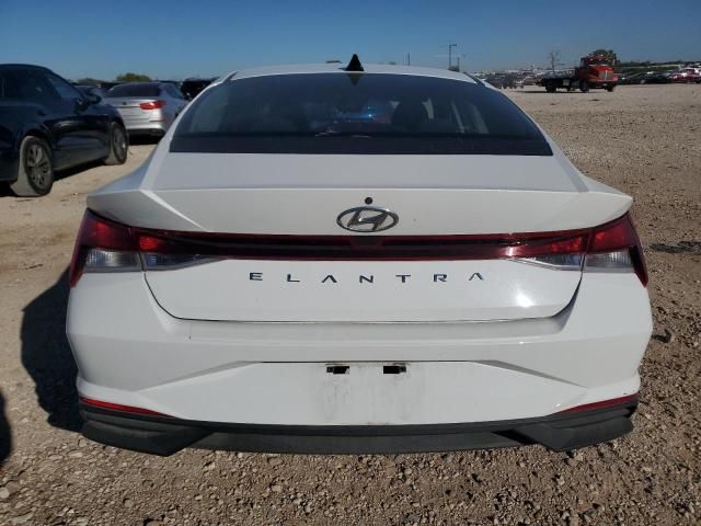 2021 Hyundai Elantra SE