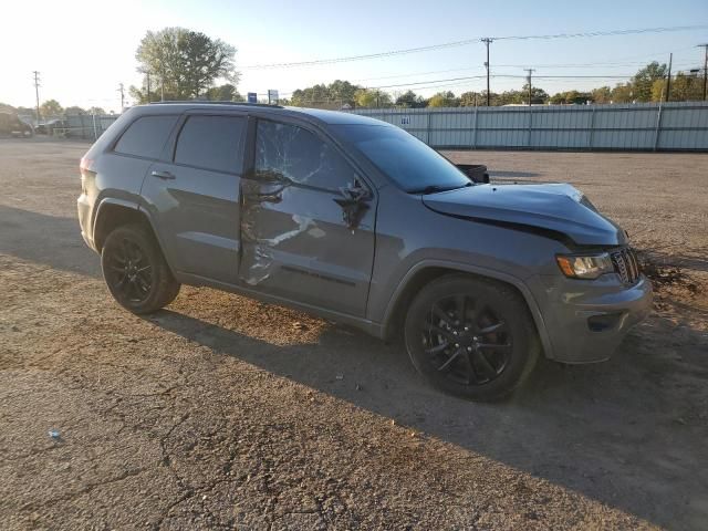 2020 Jeep Grand Cherokee Laredo