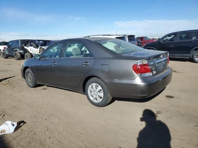 2005 Toyota Camry LE