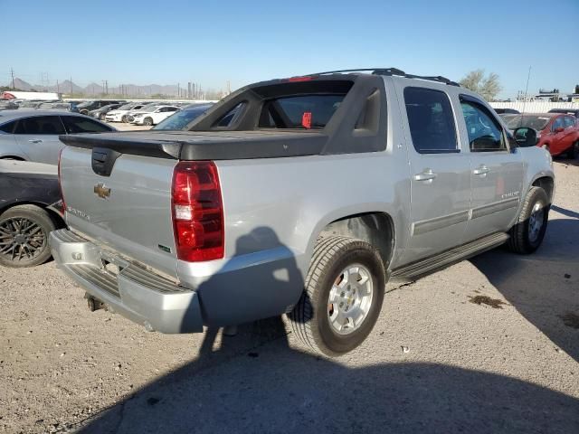 2011 Chevrolet Avalanche LT