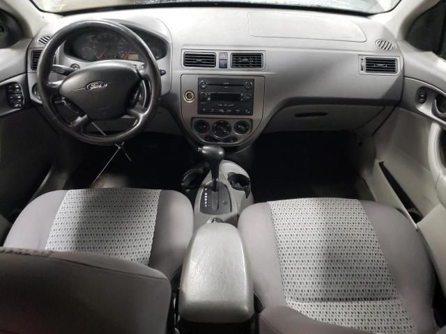 2005 Ford Focus ZX4