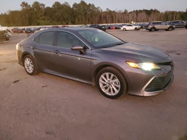 2022 Toyota Camry LE