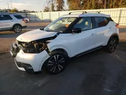 Nissan Vehiculos salvage en venta: 2019 Nissan Kicks S