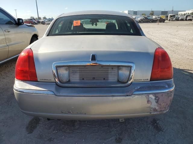 2003 Lincoln Town Car Executive