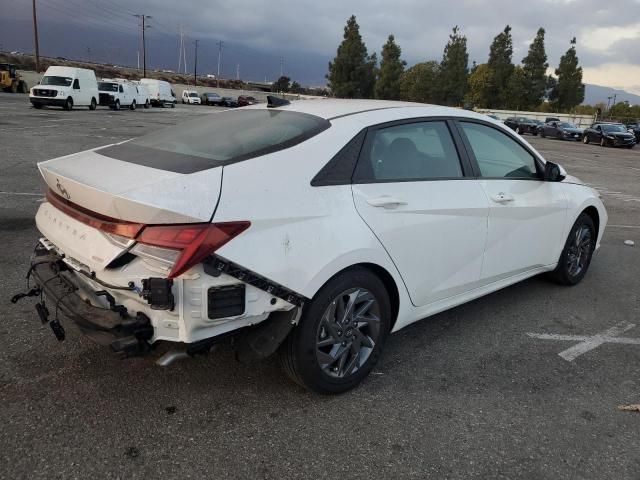 2024 Hyundai Elantra Blue