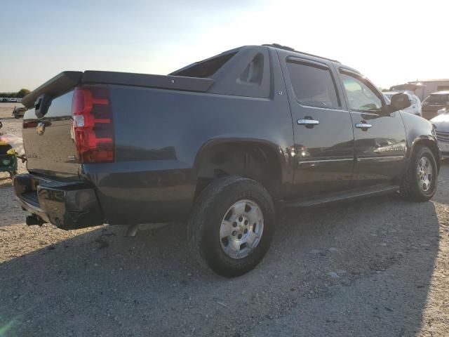 2011 Chevrolet Avalanche LT